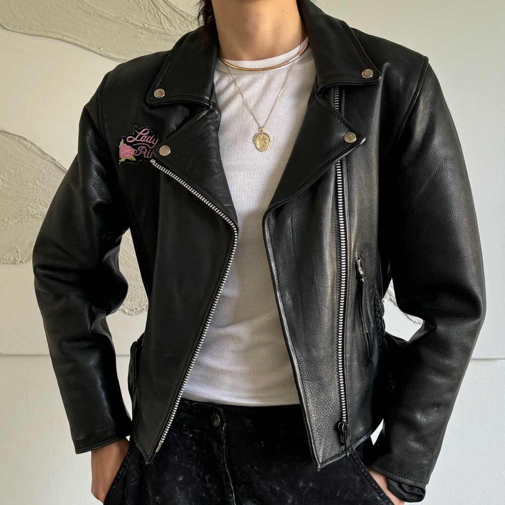 Gorgeous leather jacket 🖤